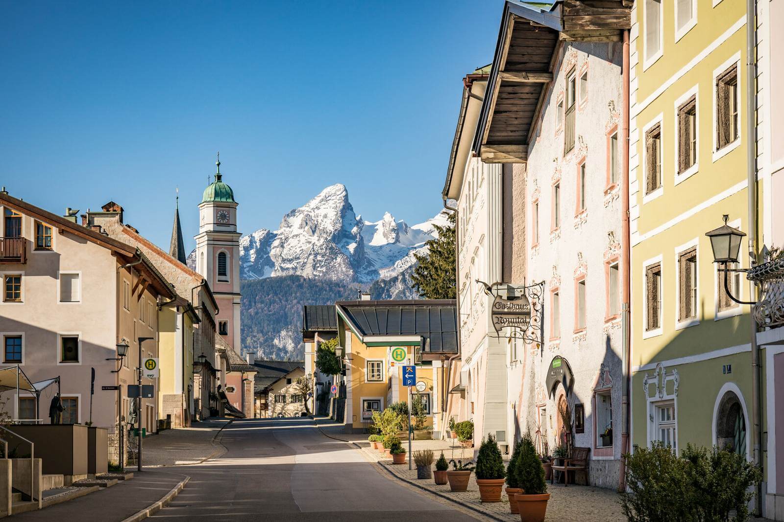 Foto Blick aus Berchtesgaden auf den Watzmann Berchtesgadener Land Tourismus - Lupe Reisen